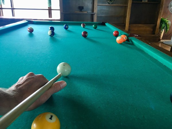 Comment choisir la queue de billard 8 pool idéale pour vous ?